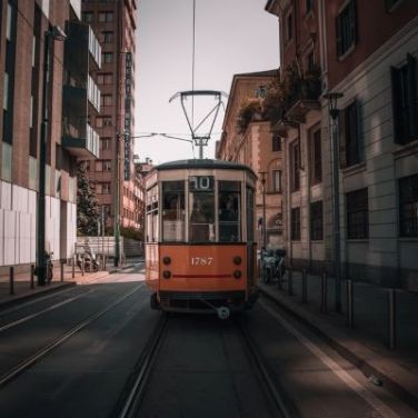 West Midlands pioneers UK’s first 5G connected tram