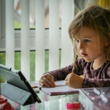 Nominet teams up with Barnardo’s for Project Backpack