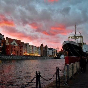 Poland’s long delayed 5G auction set back to 2022