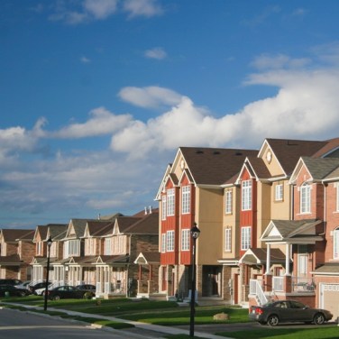 EE: Average UK Smart Home will have 50 connected devices by 2023