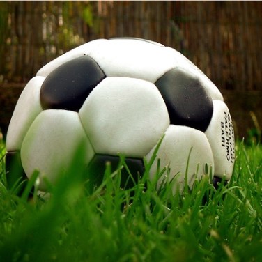 Sky spends £600m on football rights