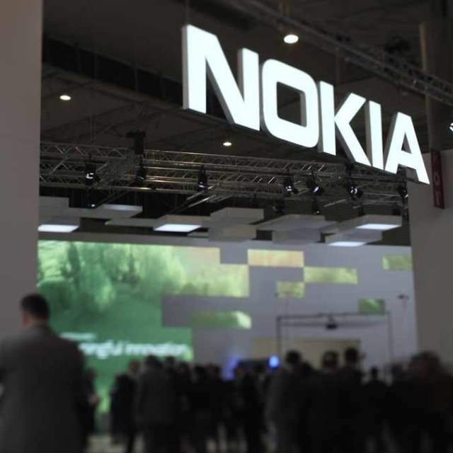 Nokia mulls asset sale or merger