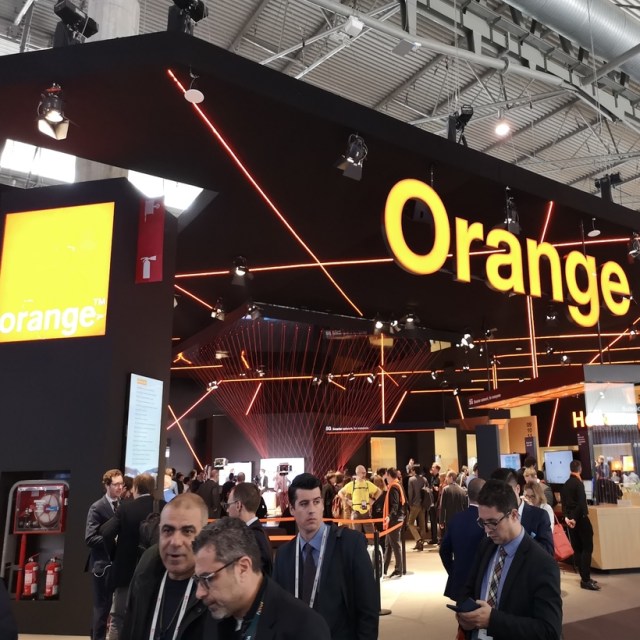 Revenues dip at Orange as competition in France and Spain intensifies