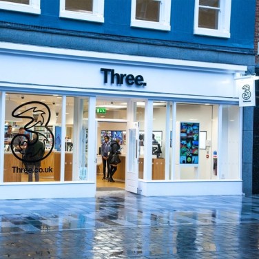 Three UK announces senior management changes