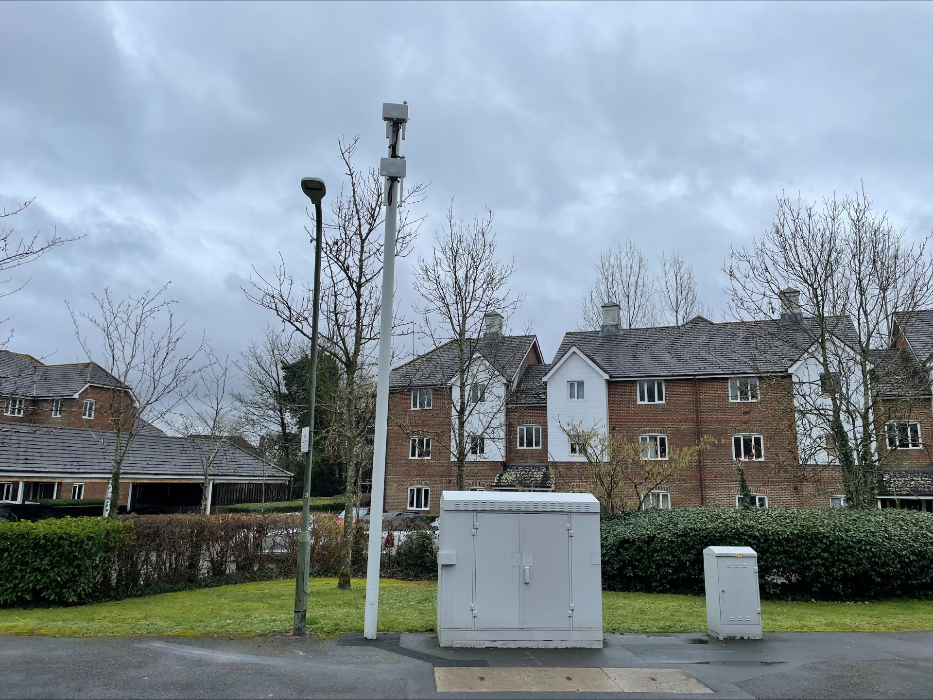 Virgin Media O2 Breaks New Ground with Smart Pole Trial - Total Telecom
