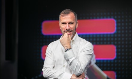 TIM finally completes NetCo sale to KKR 