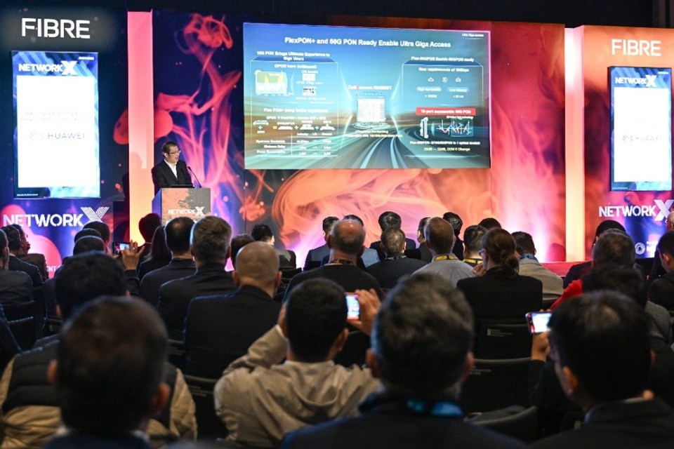 F5.5G 10Gbps all-optical broadband ushers in the intelligent era: Huawei successfully holds the all-optical access innovation forum