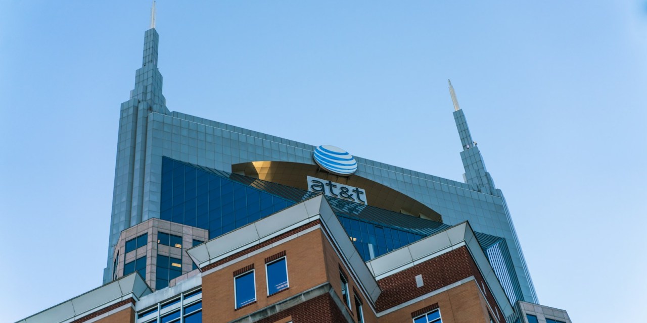 AT&T offloads DirecTV to TPG for $7.6bn