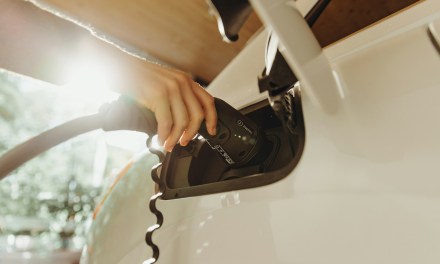 AT&T and lamppost EV charging start-up are bringing curb side charging to Detroit