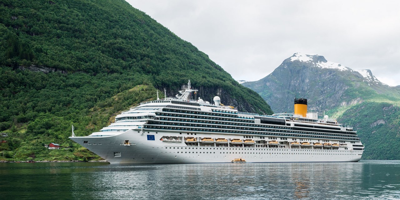 AI-driven 5G Network Slicing for Maritime Communication