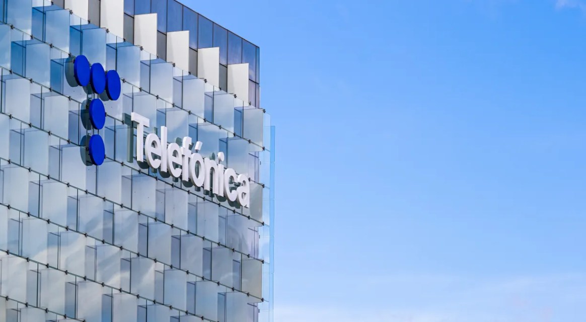 New Telefonica chairman begins to remould exec board with new COO