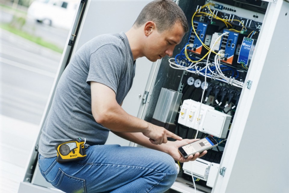Brady updates mobile labelling solutions to tackle telecom network maintenance challenges