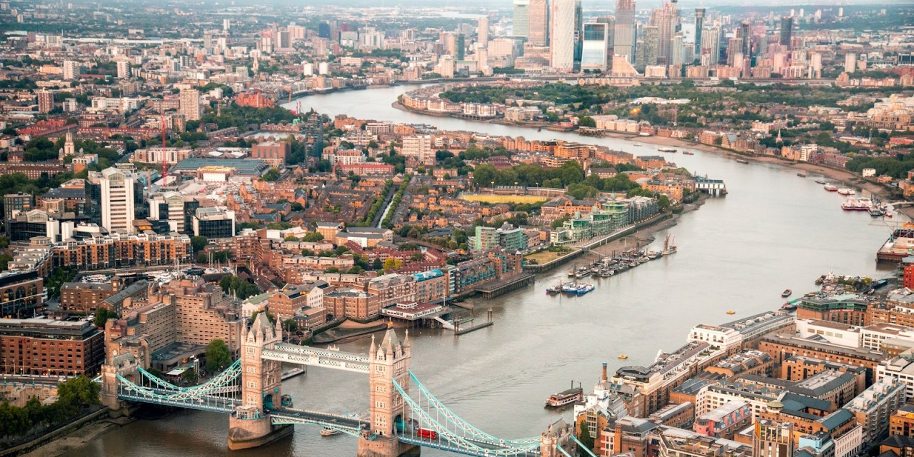 UK govt celebrates £100m expansion of chip challenger Fractile